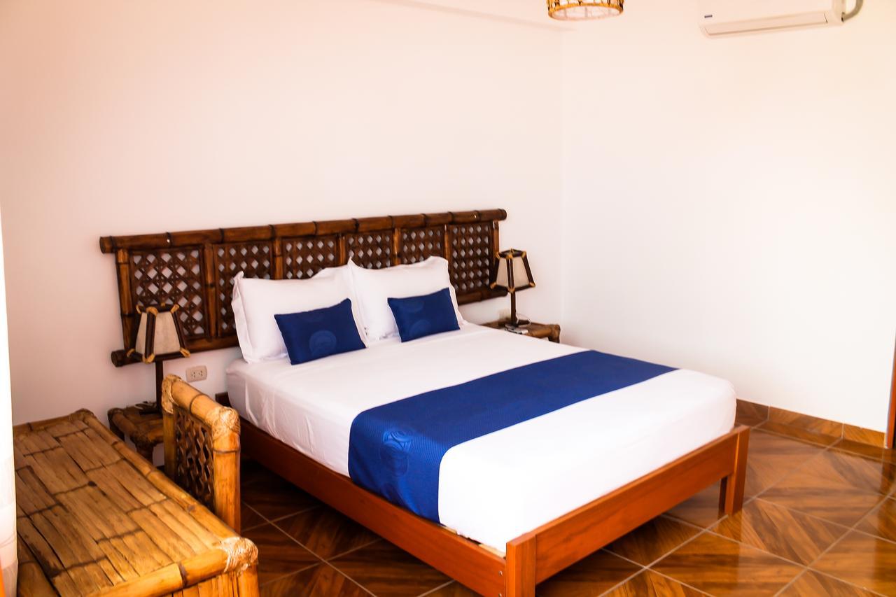 Nauti-K Beach Hotel Tumbes Exterior photo
