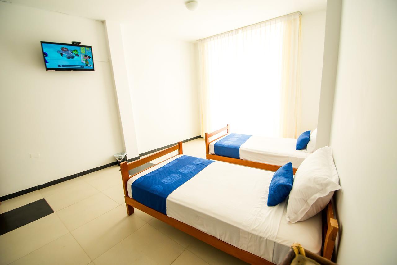 Nauti-K Beach Hotel Tumbes Exterior photo