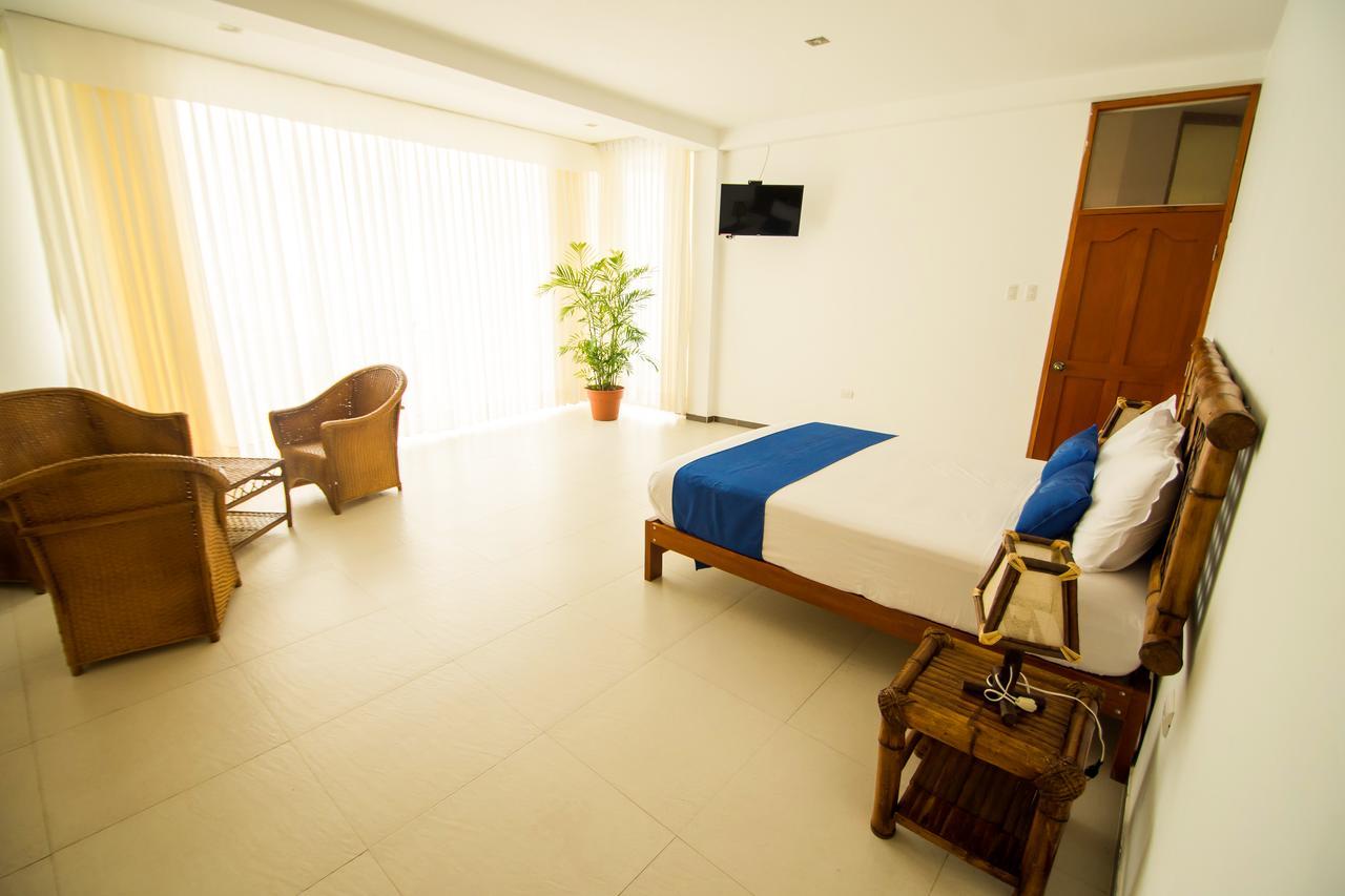 Nauti-K Beach Hotel Tumbes Exterior photo